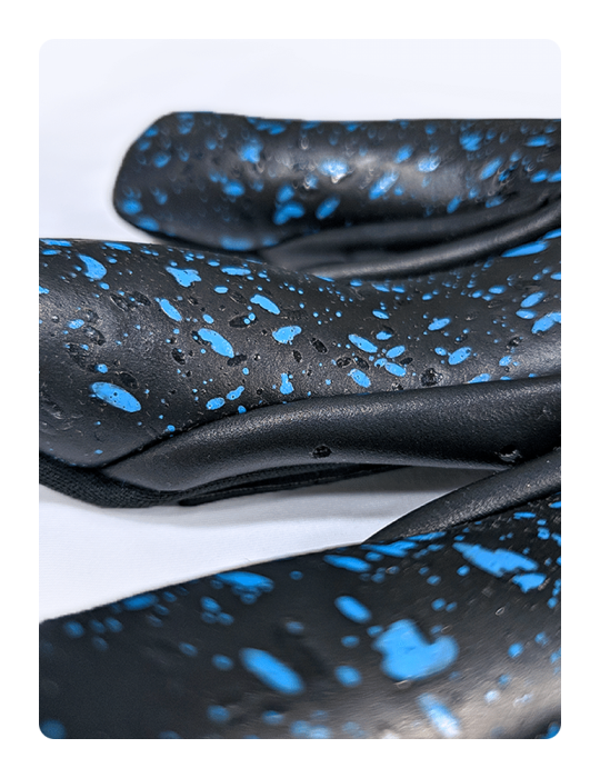 Reusch Attrakt Fusion Strapless Black/Safety Yellow Goalkeeper Gloves